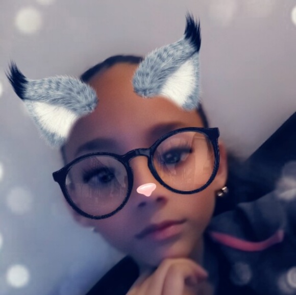 Meet your Posher, Dasha - Picture 3 of 4